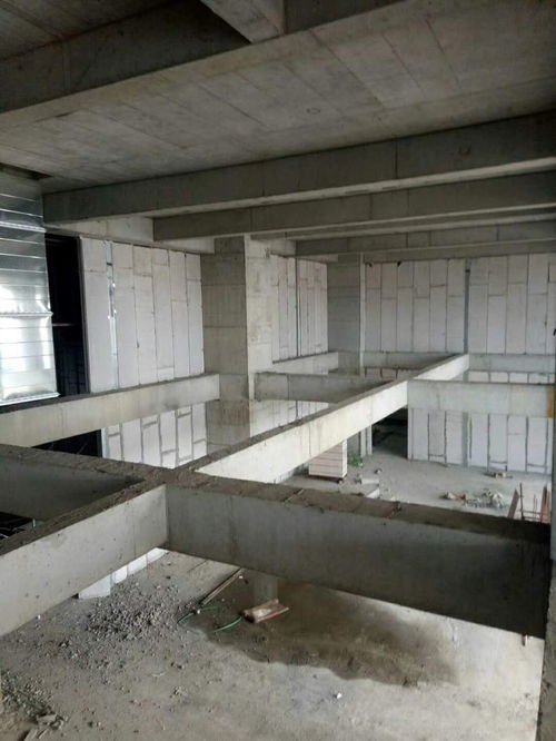 合利兴业轻质复合墙板 开启建筑新时代的绿色选择